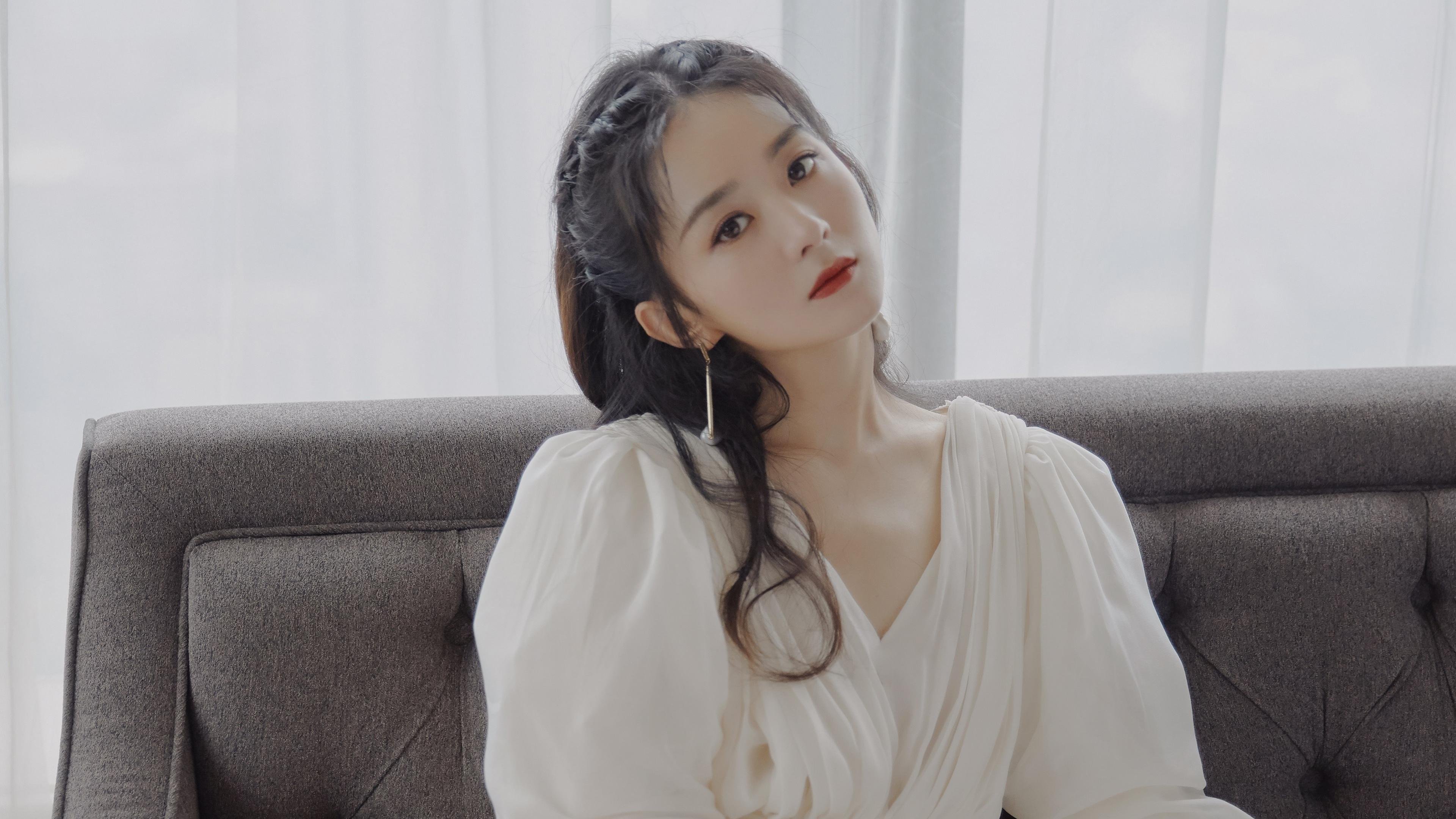 九游体育电竞-意甲豪门激烈争夺名将，转会费频创新高，意甲转会最新动态